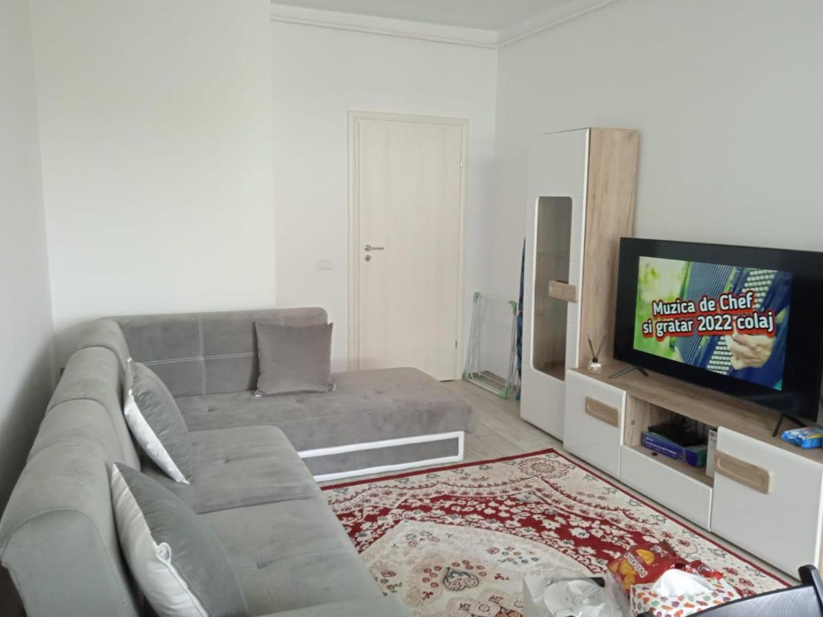 Deluxe 2 Bedroom Apartment With Balcony And Private Parking Bragadiru ภายนอก รูปภาพ
