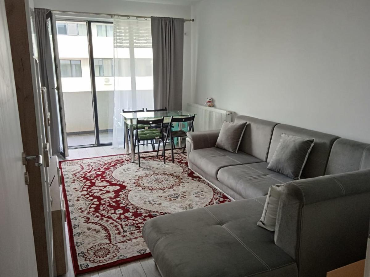 Deluxe 2 Bedroom Apartment With Balcony And Private Parking Bragadiru ภายนอก รูปภาพ